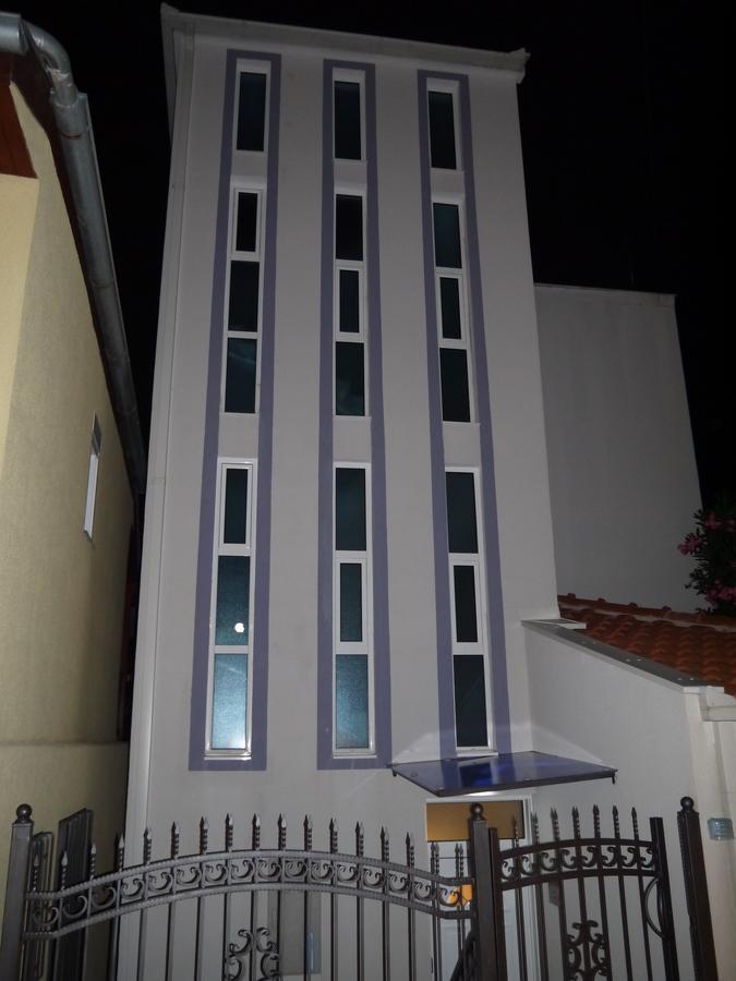 Crystalsky Appartement Dobra Voda Buitenkant foto