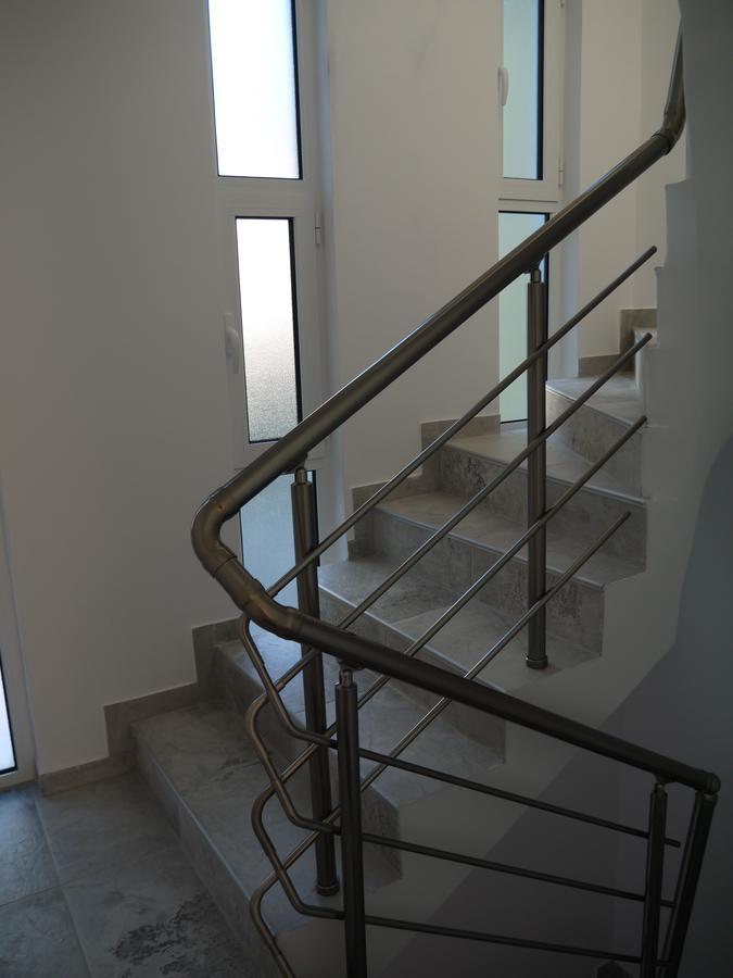 Crystalsky Appartement Dobra Voda Buitenkant foto