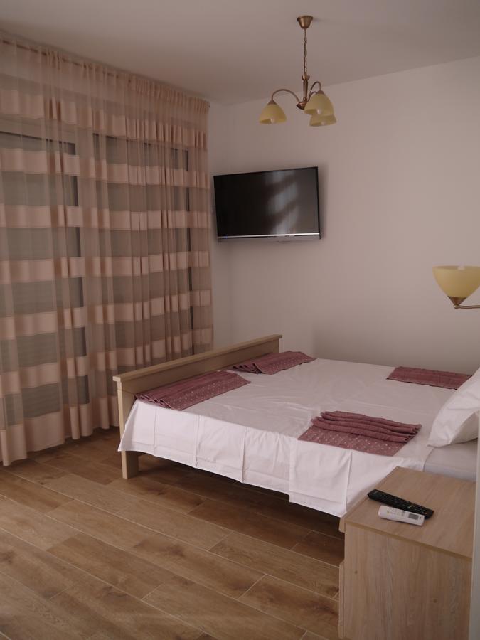 Crystalsky Appartement Dobra Voda Buitenkant foto